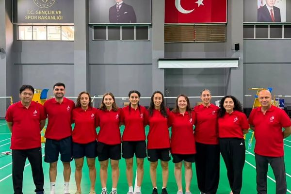 Büyükler badminton milli takımı Hindistan'da dünya şampiyonası hazırlığını tamamladı