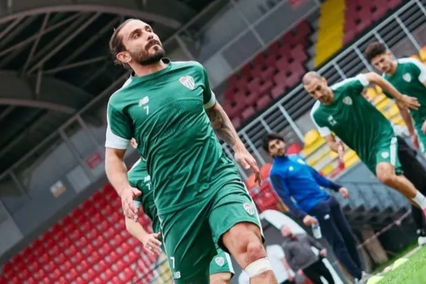 Bursaspor Kayseri'de Mustafa Er idaresinde galibiyete odaklandı