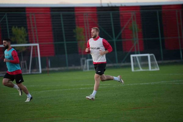 Çorum FK Göztepe virajı için tempoyu artırdı