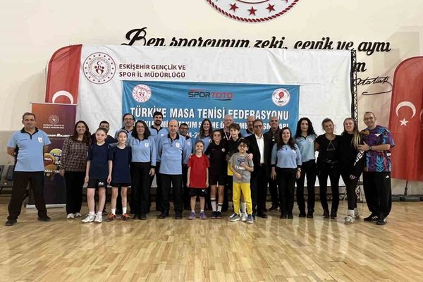 Minik sporcular Eskişehir'de milli takım kapısını arıyor