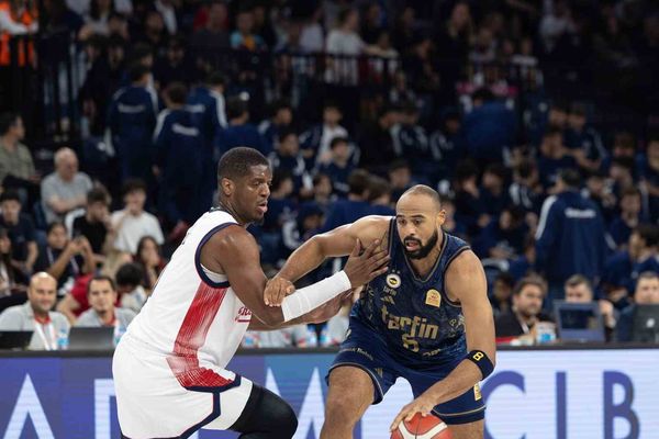 Bahçeşehir Koleji sezona galibiyetle başladı, Fenerbahçe deplasmanda 98-83 mağlup