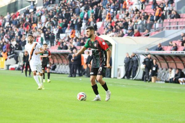 Karşıyaka üç isme yol verdi: transfer görüşmeleri serbest