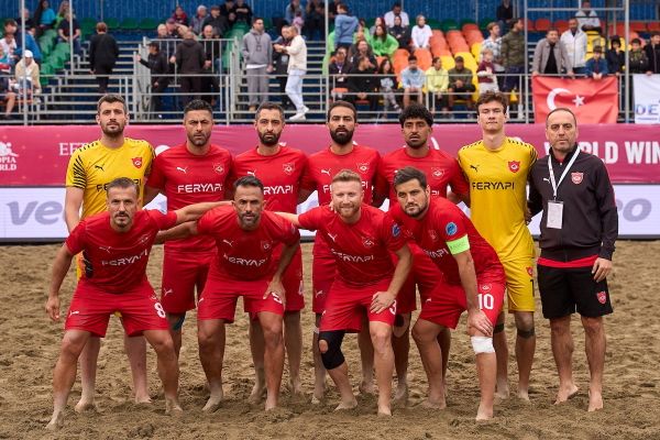 Alanya Belediyespor farklı skorla son 16'ya yükseldi