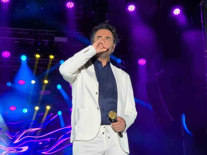 Marmaraereğlisi'nde karpuz festivali Mahsun Kırmızıgül ile coştu
