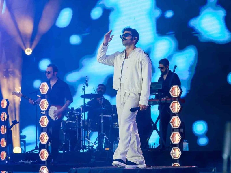 İstanbul festivalinde iki kuşak pop sahnesi: Ajda Pekkan ve Gökhan Türkmen coşturdu
