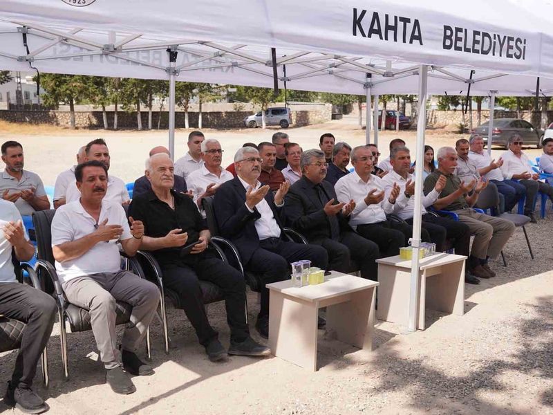 Kahtalı Mıçe'yi anma: ses ve miras mezar başında yad edildi