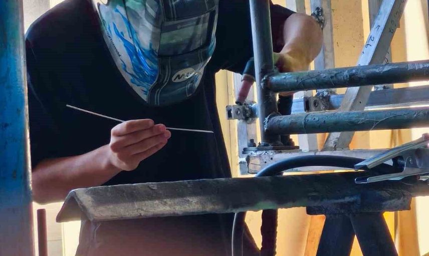 DOSTEK kolejinin elektrikli aracı TEKNOFEST finalinde