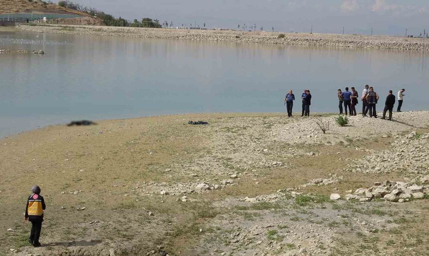 Pınarbaşı göletinde erkek cesedi bulundu, soruşturma sürüyor