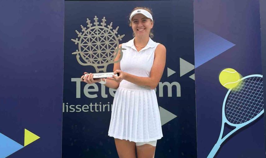 Berfu Cengiz Ankara'da kariyerinin ilk WTA 125 kupasını kaldırdı