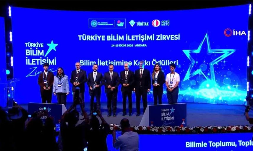 Fırat üniversitesi okullarda bilim söyleşilerinde Türkiye birincisi