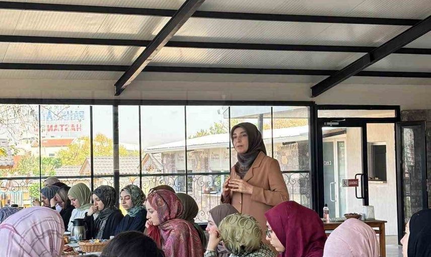 Tıp fakültesinde sağlık ve maneviyatı buluşturan kahvaltı