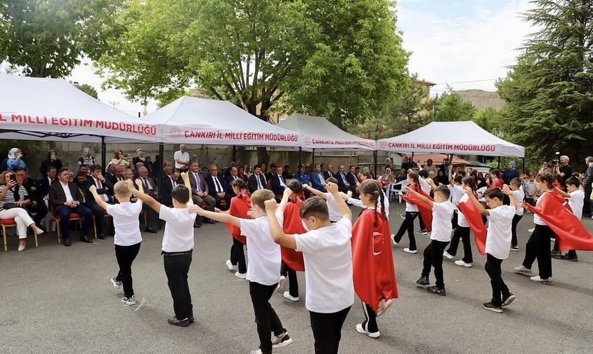 Çankırı'da yeni eğitim yılı coşkusu: ilköğretim haftası etkinlikleri başladı