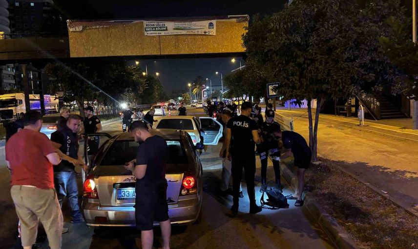 Adana’da helikopter destekli denetim: aranan 62 kişi yakalandı, milyonluk cezalar uygulandı