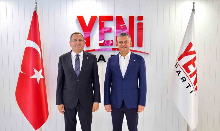 Ayvalık başkanından Ankara çıkarması: Yeni Parti genel merkezinde kritik temas