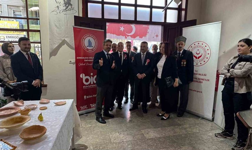 Zonguldak'ta şehit ve gazi yakınlarının el emeği seramikleri izleyiciyle buluştu