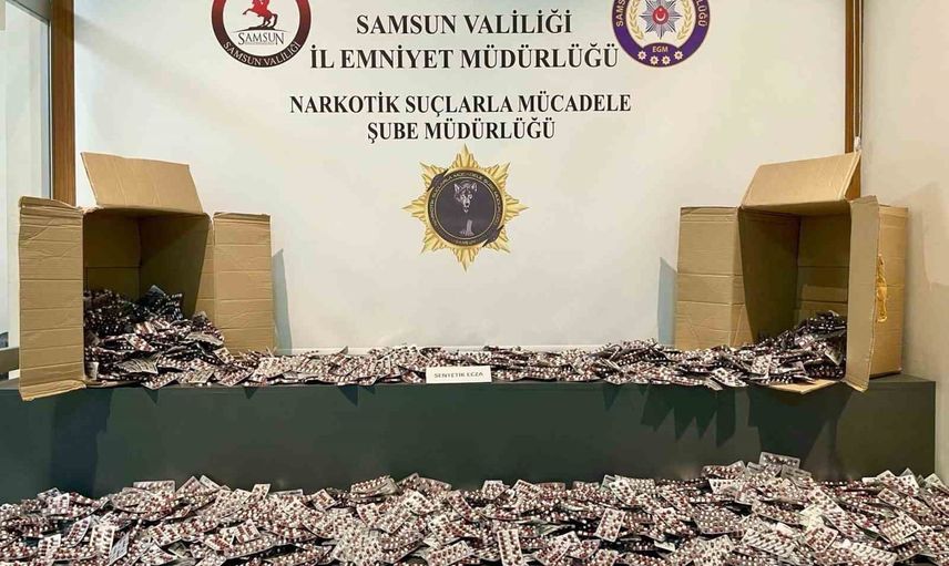 Atakum'da saklandığı evden 46 bin uyuşturucu hap çıktı