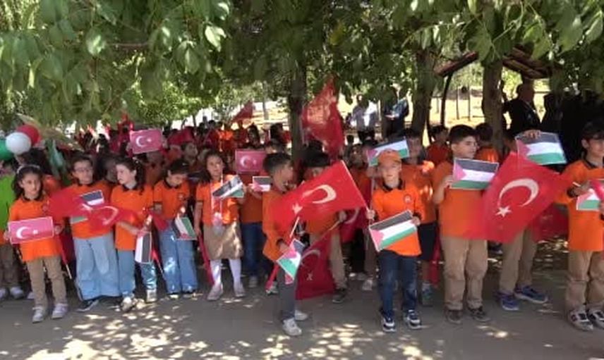 Bitlis'ten gökyüzüne selam: çocuklar Gazze için uçurtmalarını bıraktı