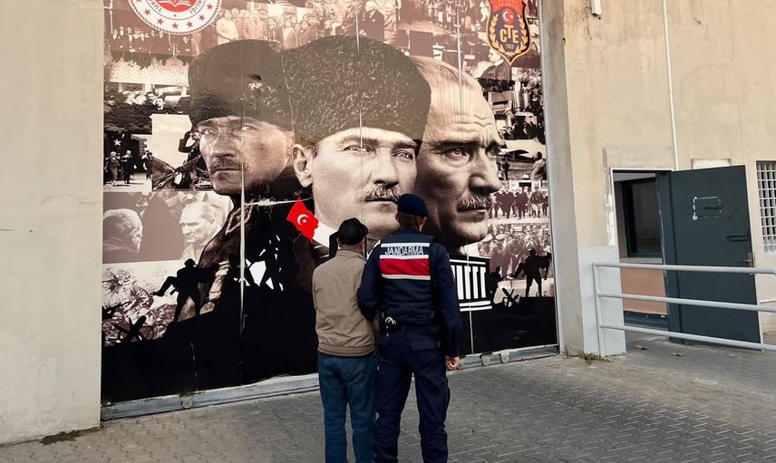 manisa jandarması 78 yıl 9 ay hapisle aranan kişiyi yakaladı