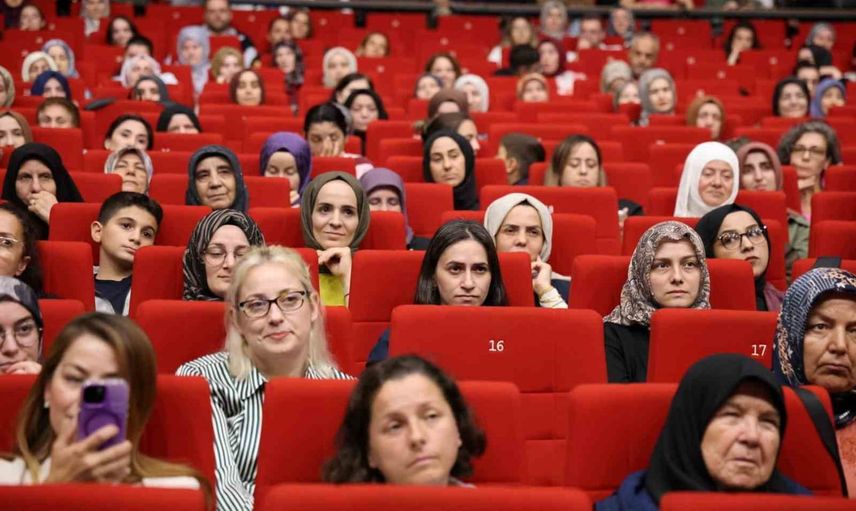 Çocuğun okula alışma sürecinde küçük adımlar büyük fark yaratır