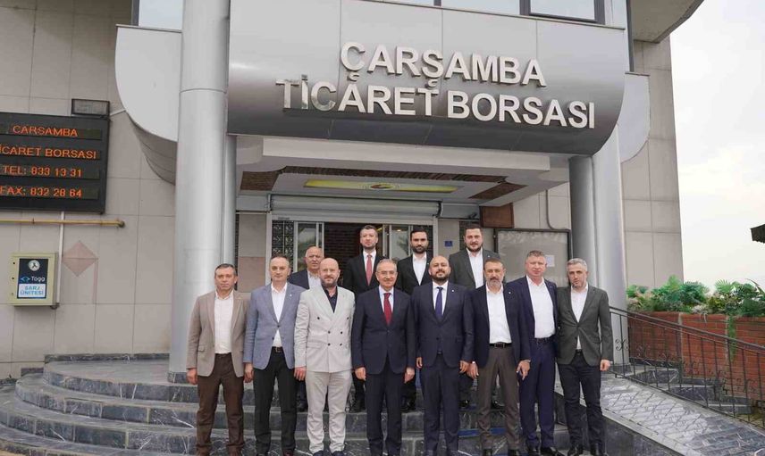 Çarşamba'nın bereketi pazara taşınıyor
