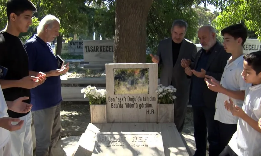 Yönetmen Halit Refiğ eserleriyle anıldı: Zincirlikuyu'da 17'nci yıl töreni