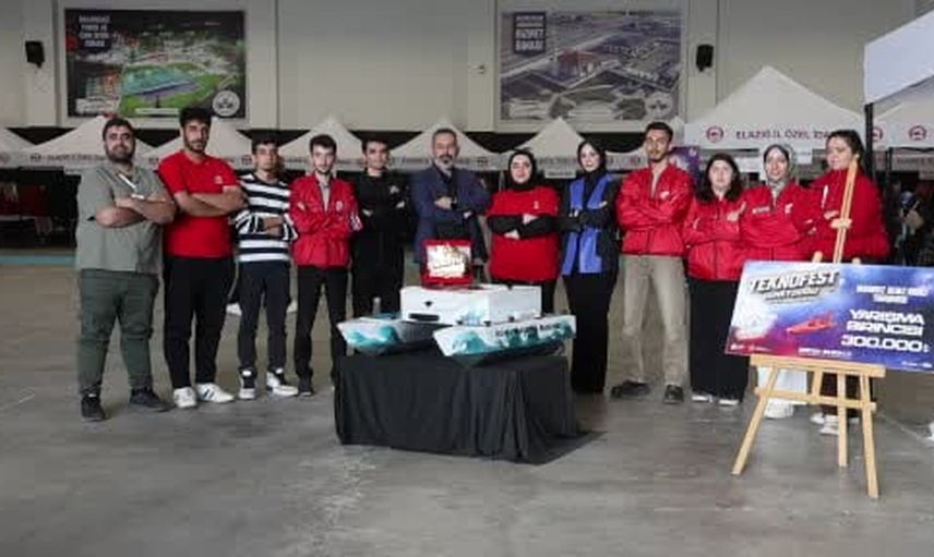 Gençlik merkezinin otonom deniz aracı 2026 TEKNOFEST’te Türkiye birincisi oldu