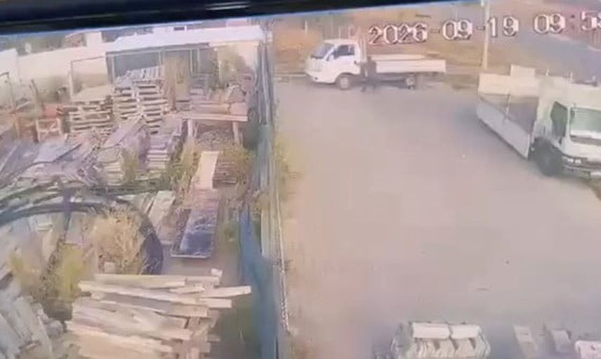 Eskişehir’de bırakılan kamyonet geri kaçtı, sürücü olay yerinde hayatını kaybetti