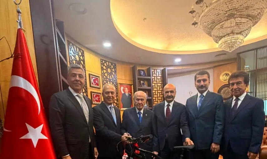 Bisiklet federasyonundan Devlet Bahçeli'ye nezaket ziyareti