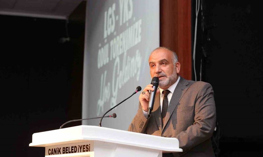 Canik'te genç başarıları törenle taçlanıyor
