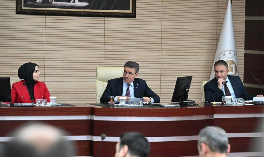 Sahada koordinasyon önceliği: Erzurum vakıfları performans raporunu sundu