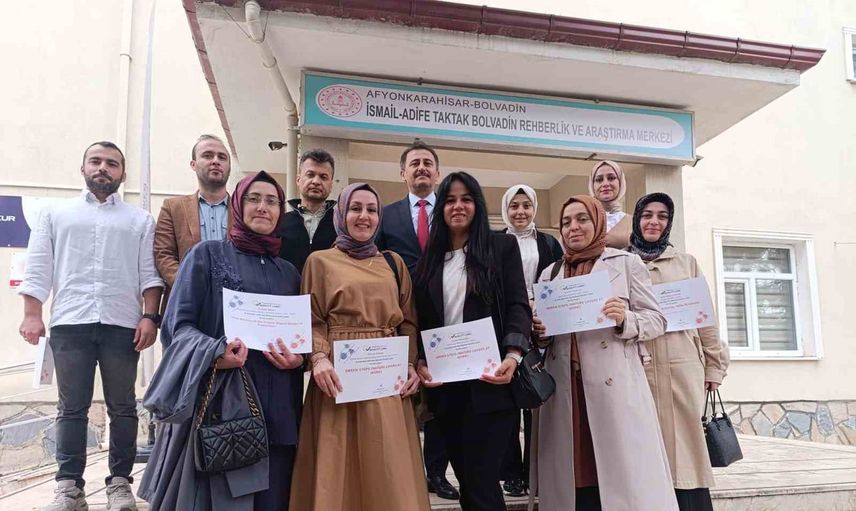 Bolvadin'de e-Twinning projeleri öğretmenlere ulusal kalite etiketi kazandırdı