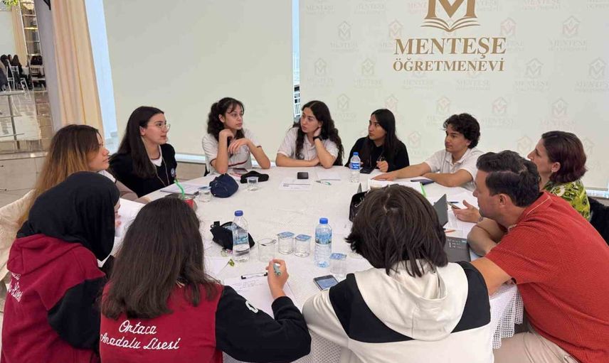 Muğla liselileri iklimle mücadelede turizm ve kültürel miras için çözüm geliştirdi