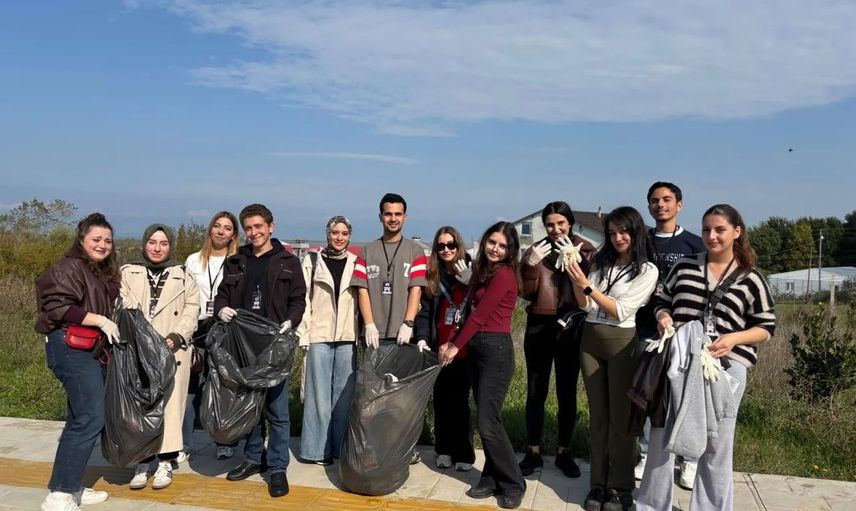Üniversiteler arası dayanışma: Sinop'ta gençler doğayı temizledi
