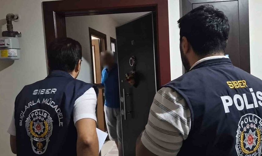 kırıkkale'de 56 milyon liralık hesap trafiğiyle ilgili iki şüpheli adliyeye sevk edildi