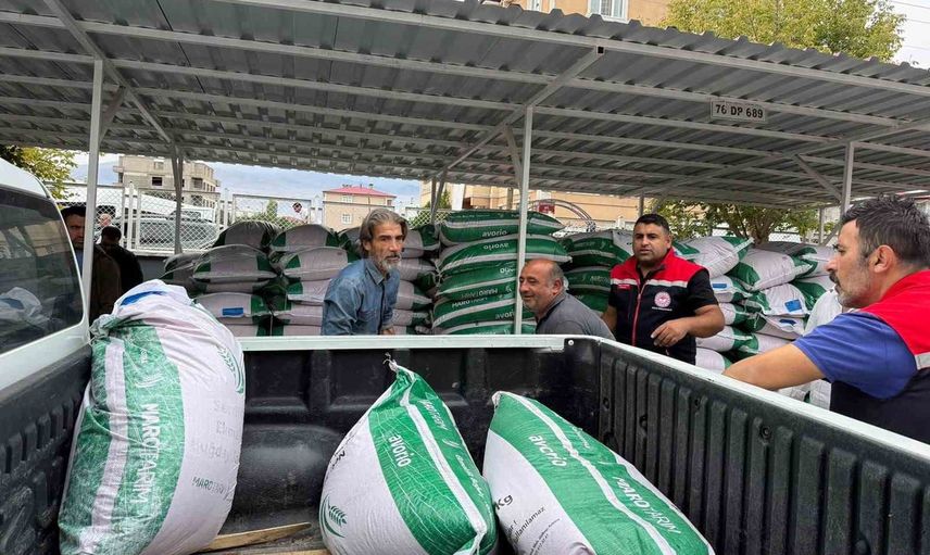 Iğdır'da topraklara kalite taşınıyor: 160 üreticiye sertifikalı buğday desteği