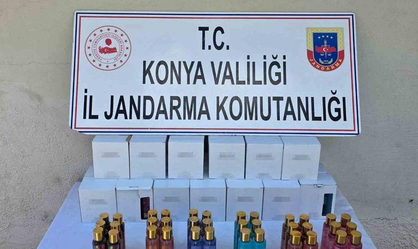 Konya'da jandarmadan ağustos operasyonu: 186 bin makaron ve 240 kaçak parfüm ele geçirildi