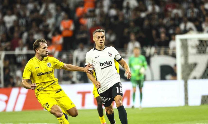Leandro Trossard ilk kez Beşiktaş formasıyla sahaya çıktı