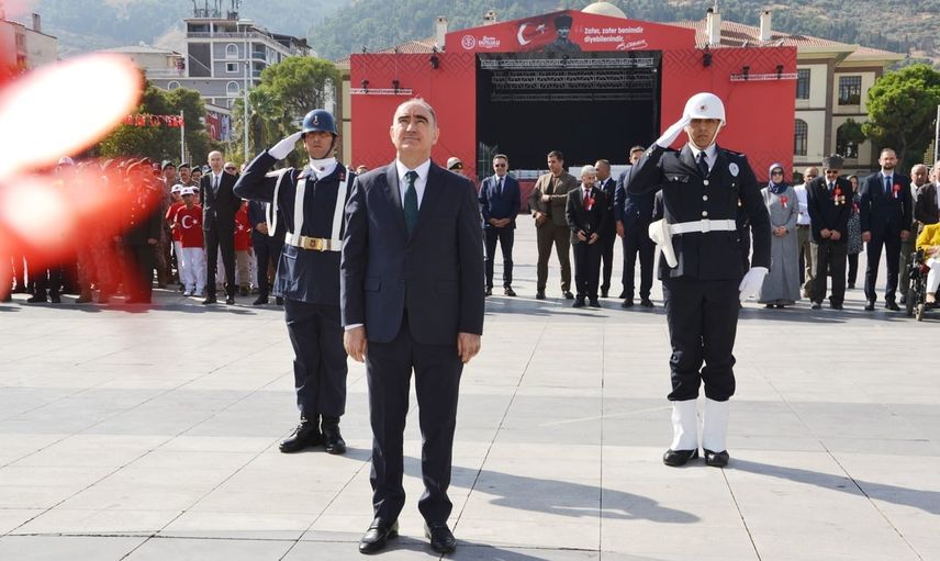 Manisa’da 19 Eylül gaziler günü kortej ve törenlerle anıldı