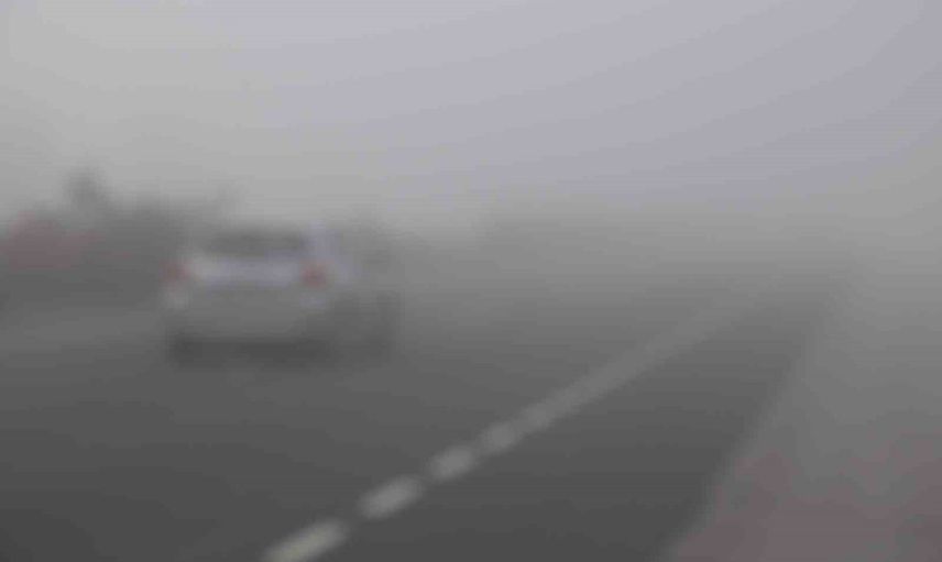 Kastamonu'da sabah sisleri trafik akışını yavaşlattı