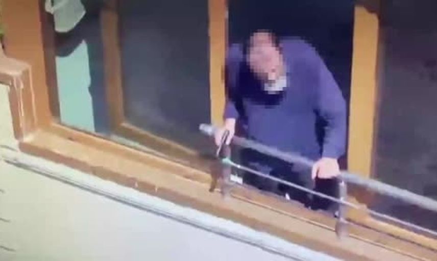 Maltepe'de ev tartışması silahlı saldırıya dönüşürken yakalanma anı kayda geçti