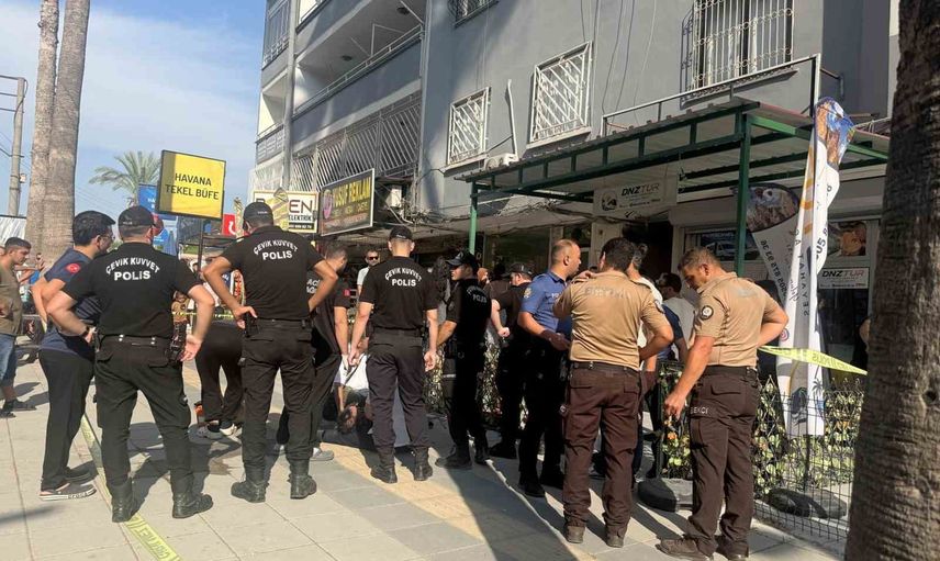 Tarsus'ta aile trajedisi: Sahil Güvenlik uzman çavuş eşini öldürüp yaşamına son verdi