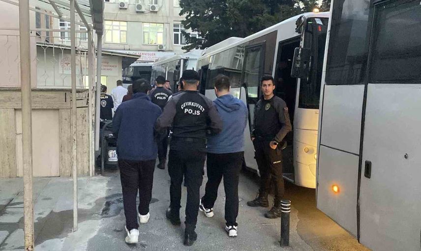 Operasyonun ardından 191 kişi gözaltında: forex şüphelileri hastanede sağlık kontrolünden geçti