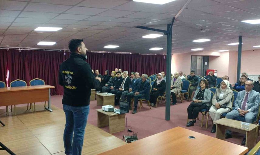 Anneler sahada: Hüyük'te narkotik polisi anne eğitimiyle aile desteğine vurgu