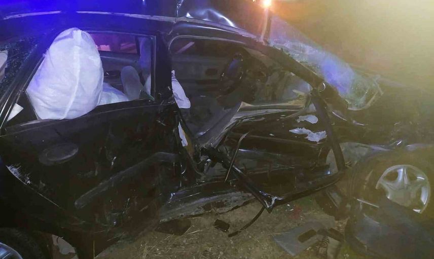 Midyat'ta otomobil ile ticari araç çarpıştı: 1 ölü, 3 yaralı
