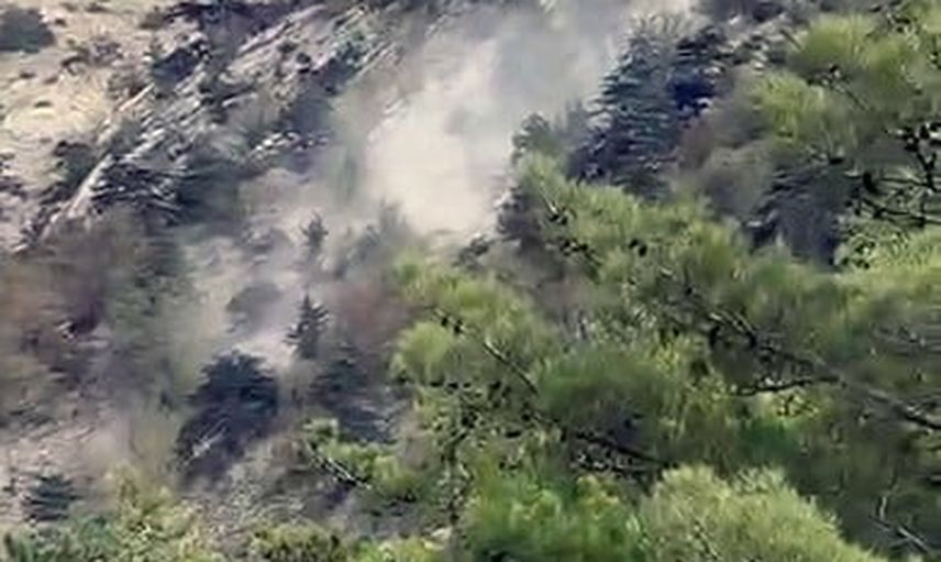 Kozan'da tepe parçalandı, mahallede panik