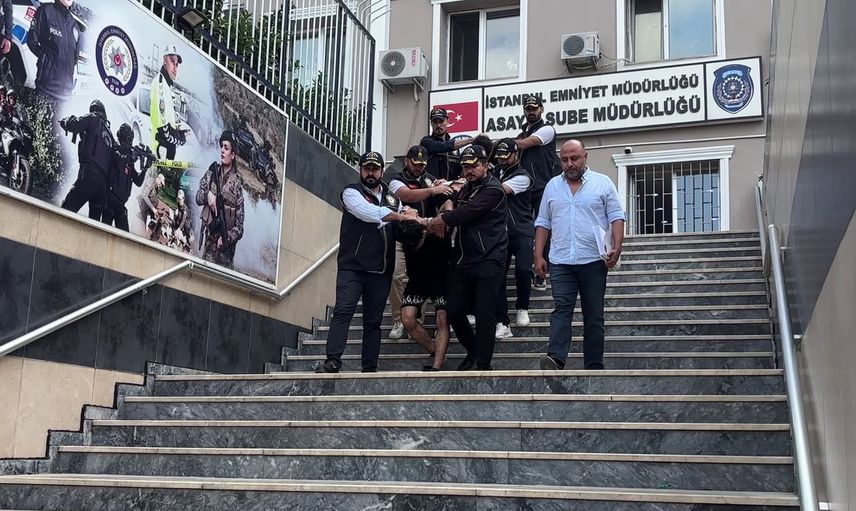 Fatih'te bıçaklı kavgada yaşamını yitiren genç sonrası 8 şüpheli adliyeye sevk edildi