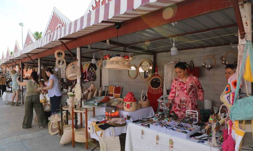 Atakum Çobanlı İskelesi'nde kadınların el emeği günleri başladı