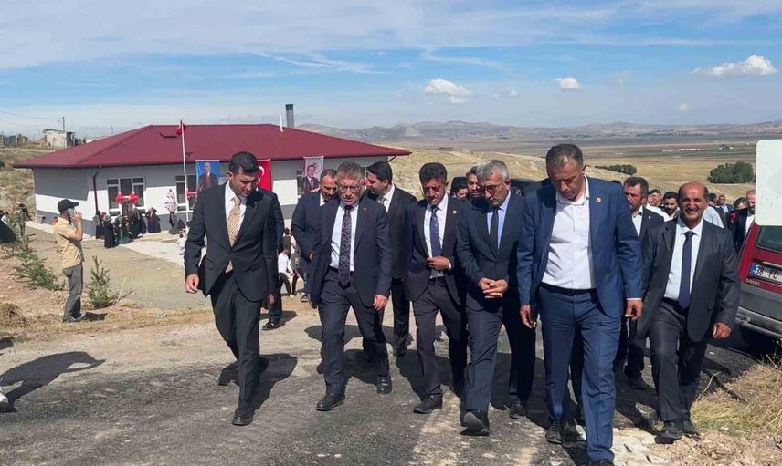 Başyayla'da yeni iki derslikli okul hizmete girdi