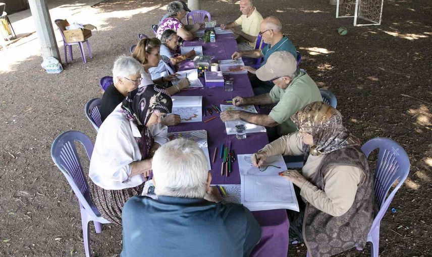Mersin'de Alzheimer farkındalığı sahilde etkinliklerle öne çıktı