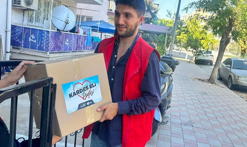 Efeler'de Kardeşeli projesi ihtiyaç sahibi ailelere umut taşıyor